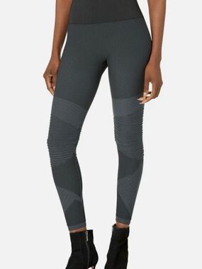 SPANX  Look At Me Now Seamless Moto Leggings